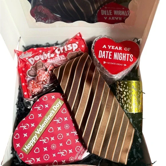 Sean John Men’s Tie Valentines Day gift set - Picture 2 of 5